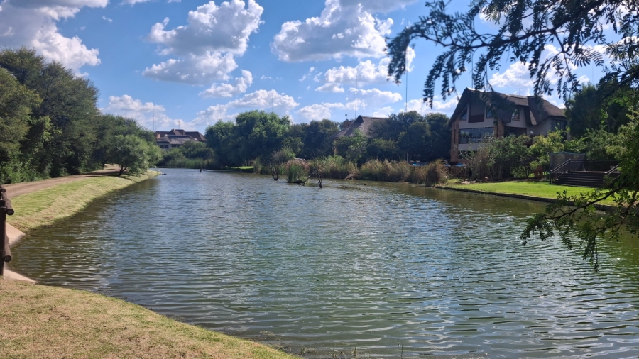 4 Bedroom Property for Sale in Boschenvaal River Front Lodges Free State